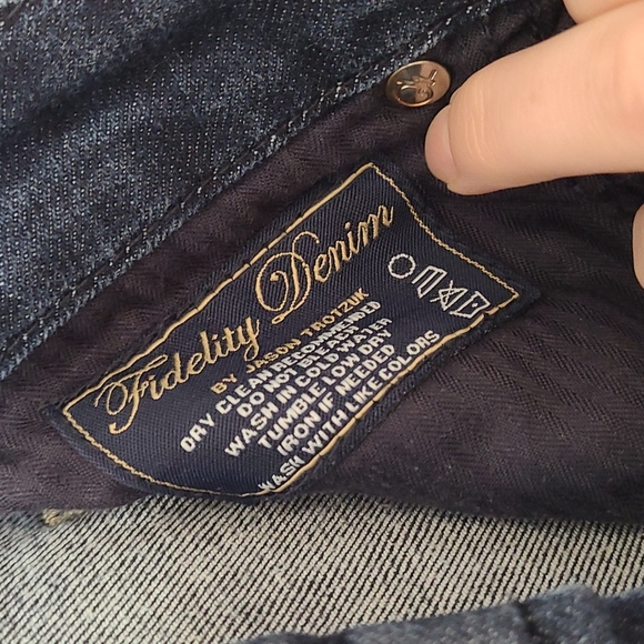 Fidelity Jeans - Picture 5 of 9